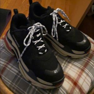 Balenciaga men’s triple s trainers
